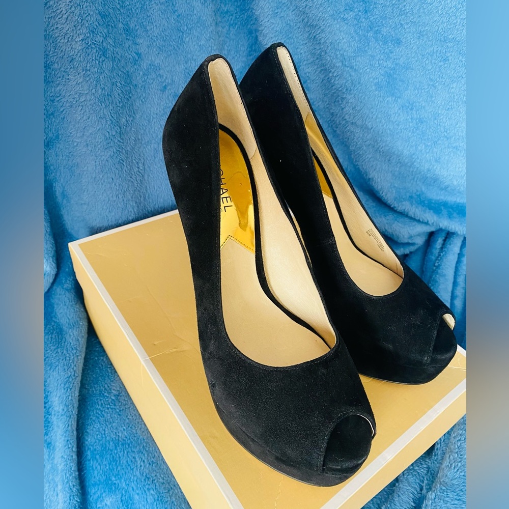 Michael Kors shoes 👠 very high heels